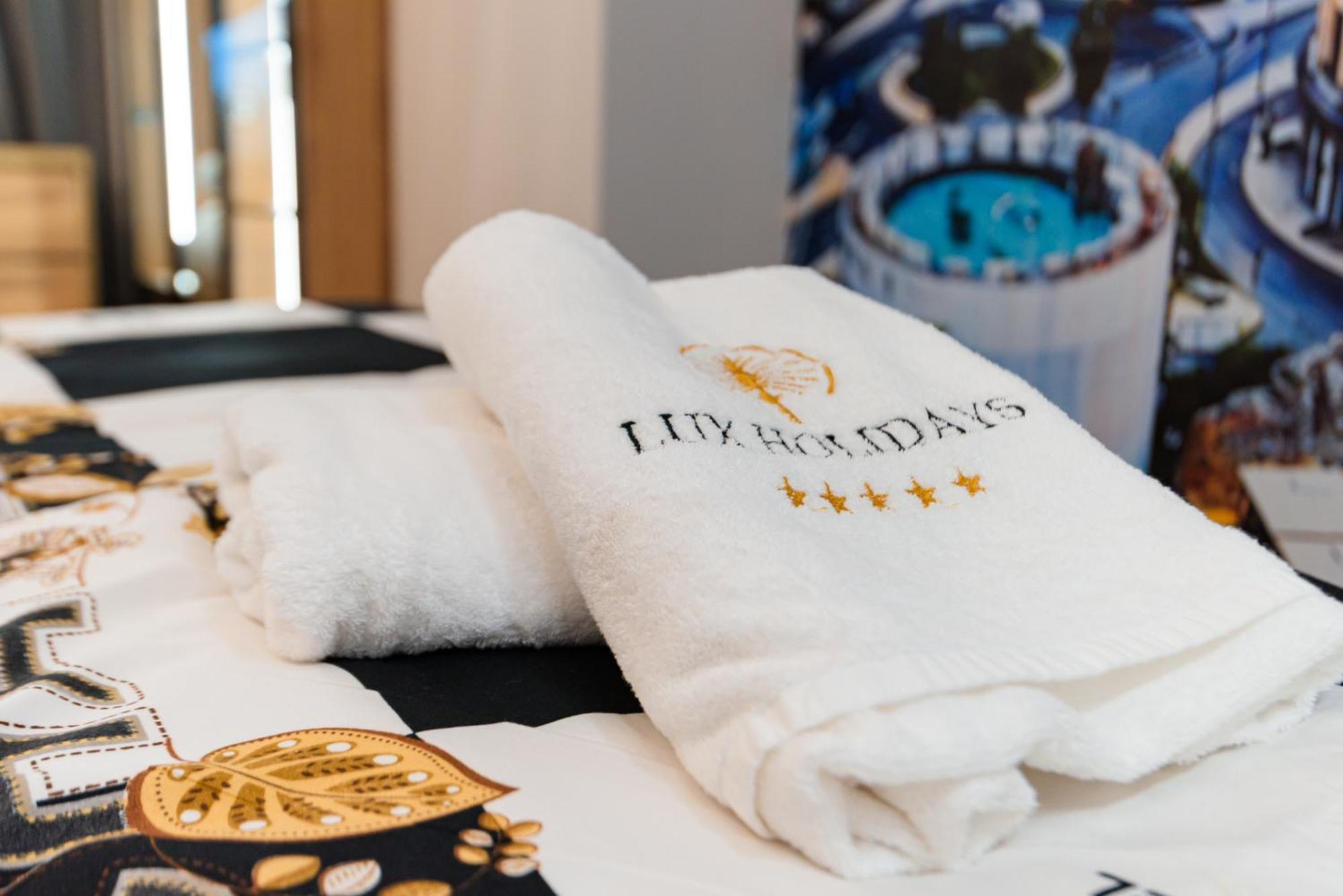 Lux Holidays Δυρράχιο Εξωτερικό φωτογραφία